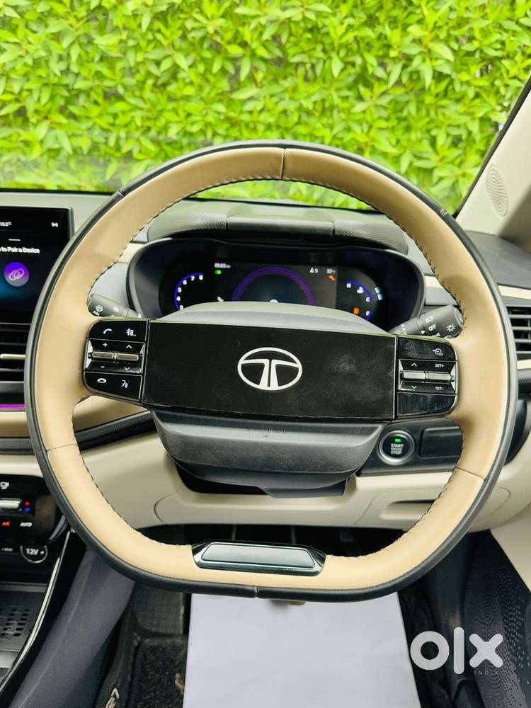 Tata Altroz Accomplished S Mt Diesel, 2025, Petrol