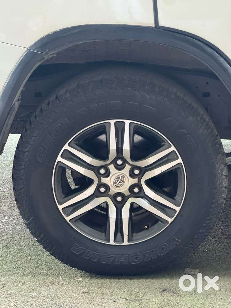 Toyota Fortuner 4x2 At 2.8 Diesel, 2017, Diesel
