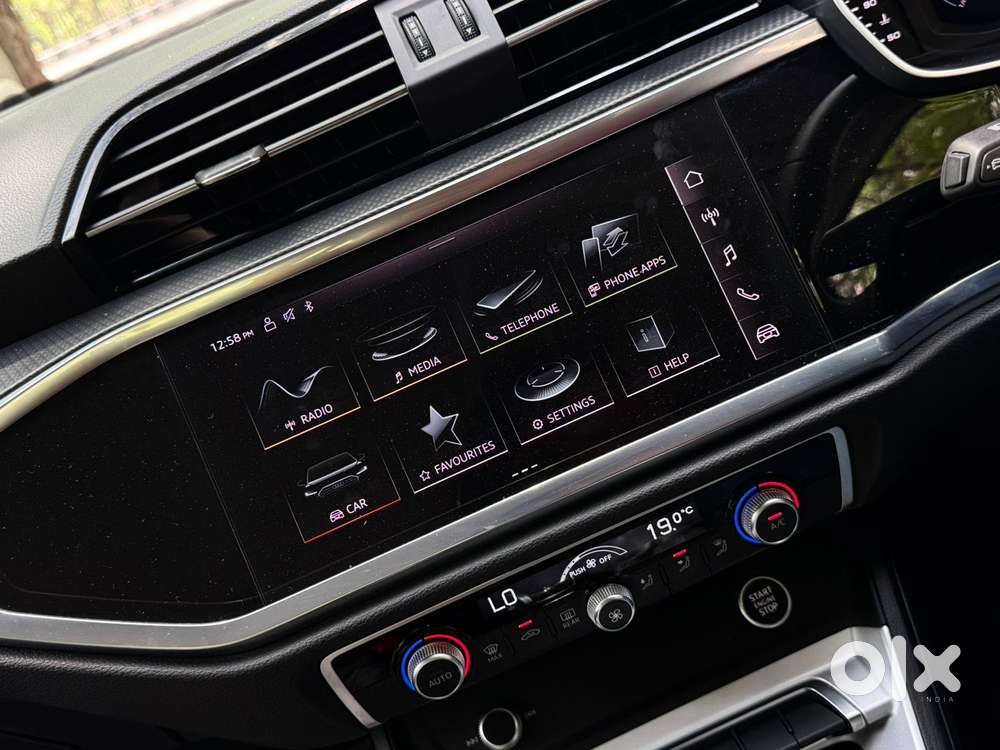Audi Q3 40 Tfsi Premium Plus, 2024, Petrol