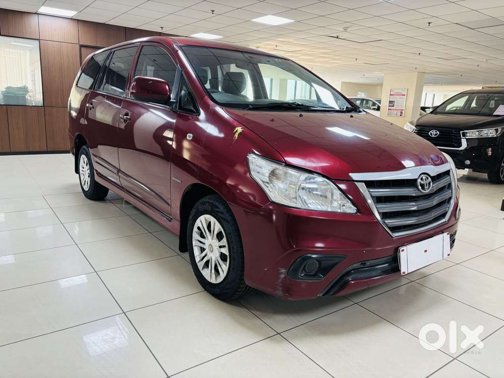 Toyota Innova 2.5 G (diesel) 7 Seater Bs Iv, 2014, Diesel