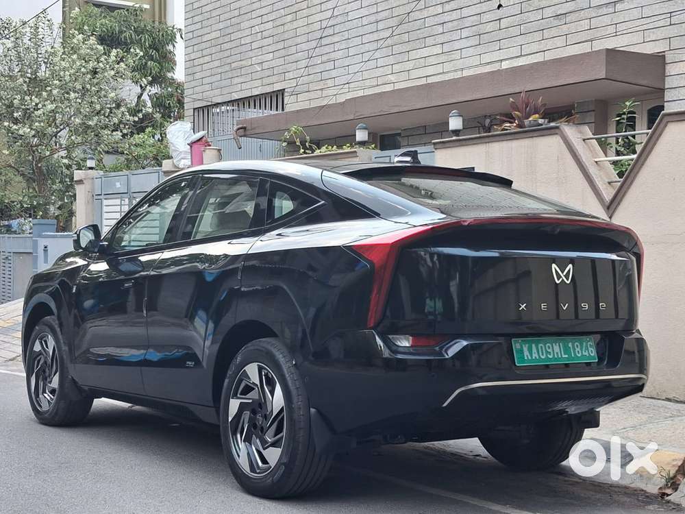 Mahindra Xev 9e Pack Three (top Model), 2025, Electric