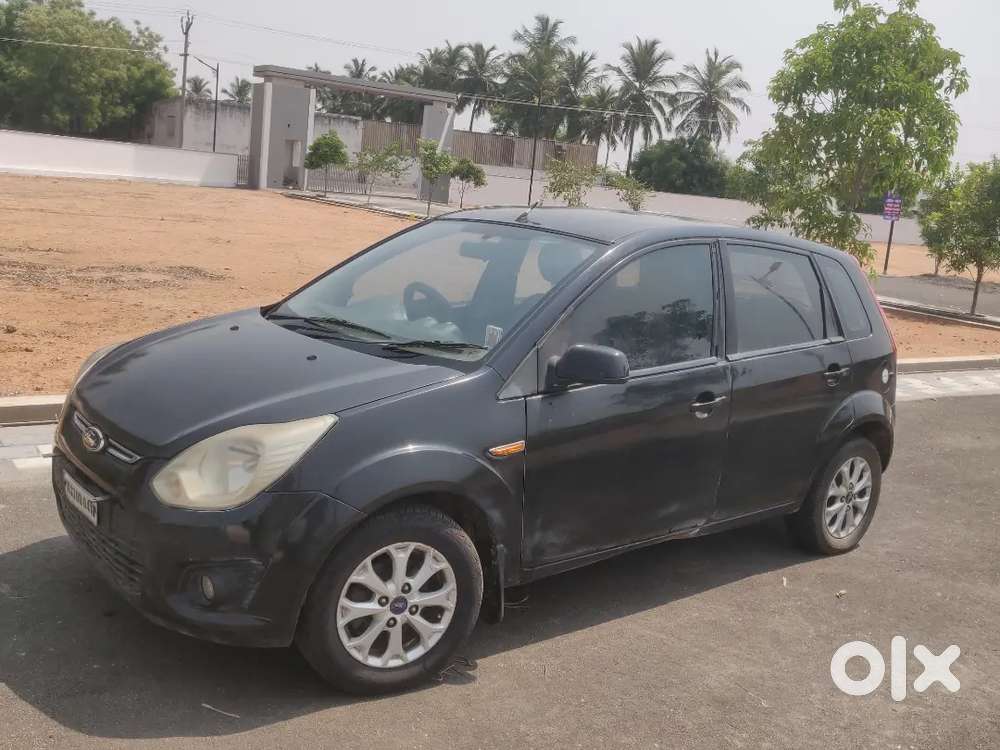Ford Figo Titanium Top End Model 2013