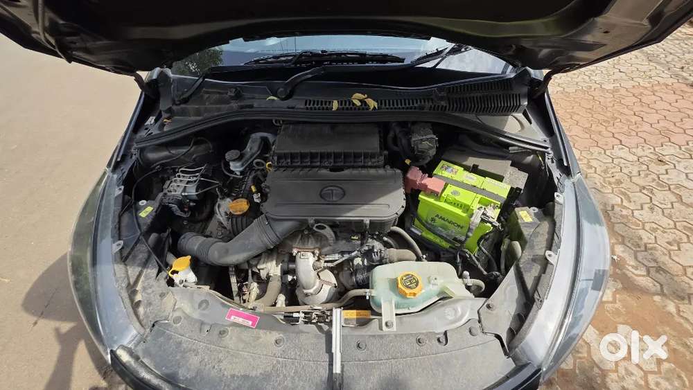 Tata Tiago Revotron Xt 2023 Year