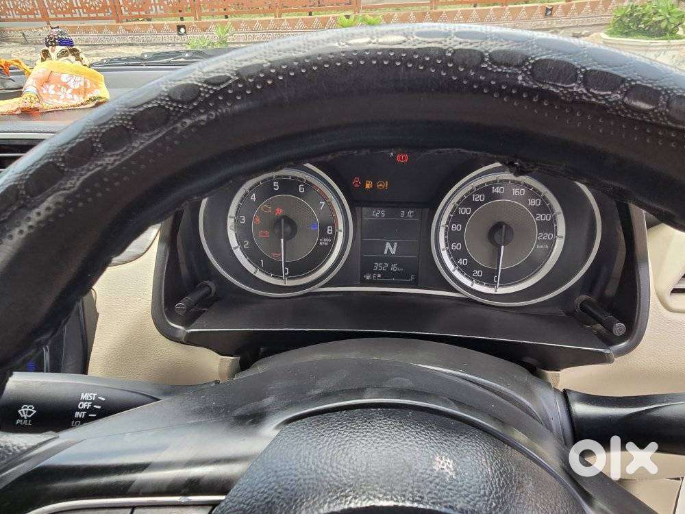 Maruti Suzuki Dzire 1.2 Vxi Amt, 2023, Petrol