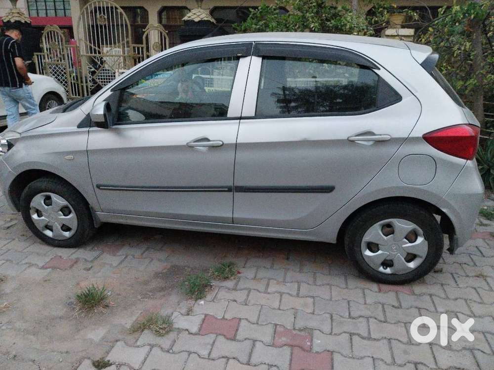 Tata Tiago 2018 Petrol 79512 Km Driven