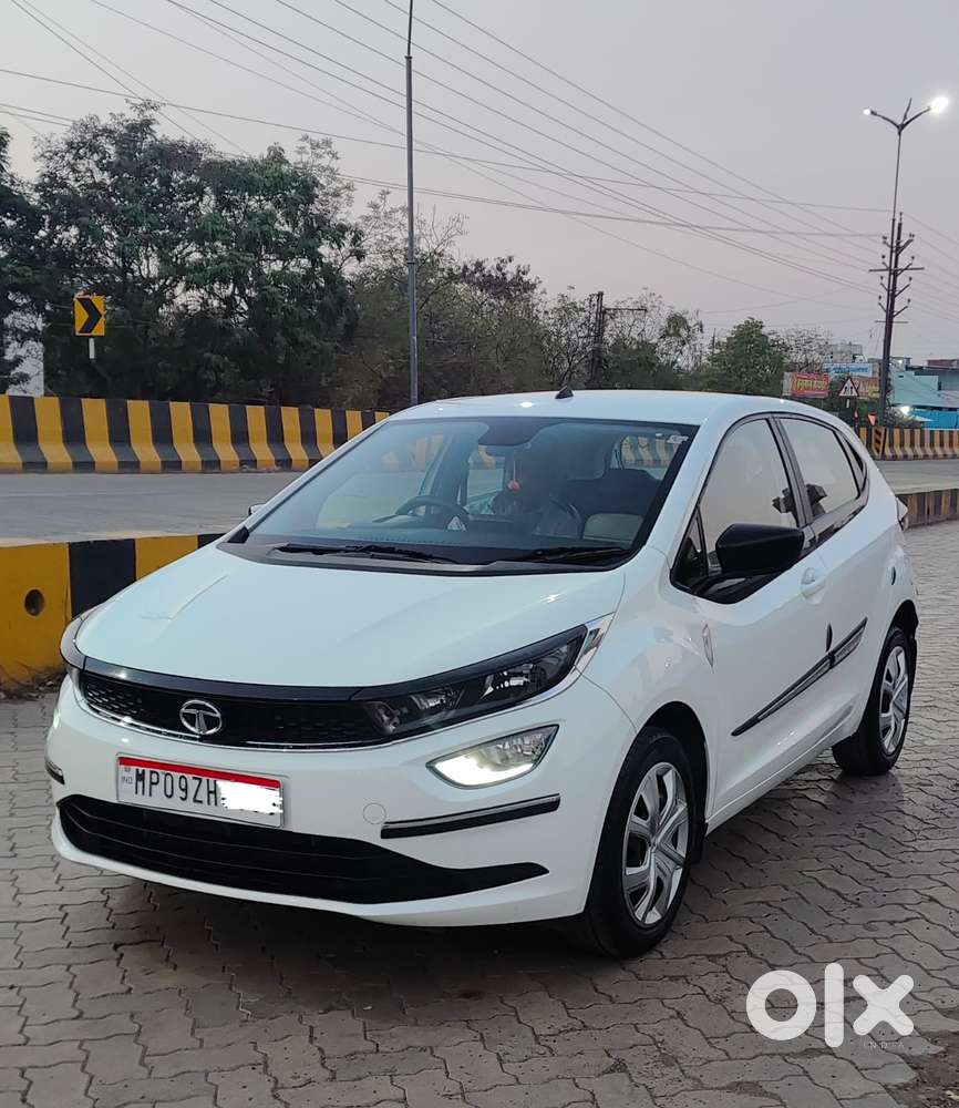 Tata Altroz 1.2 Xt, 2022, Petrol