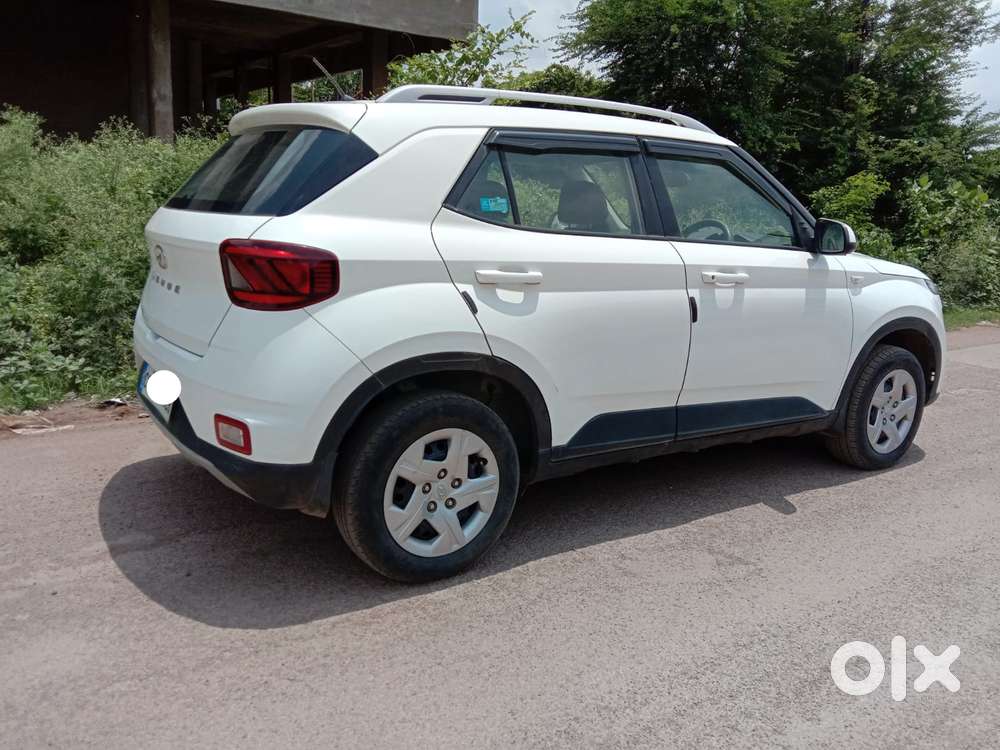 Hyundai Venue S 1.2 Petrol, 2021, Petrol