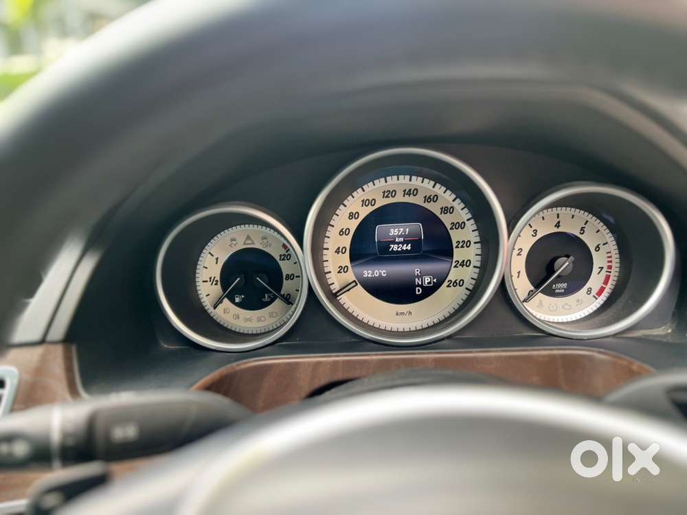 Mercedes-benz E-class 2013