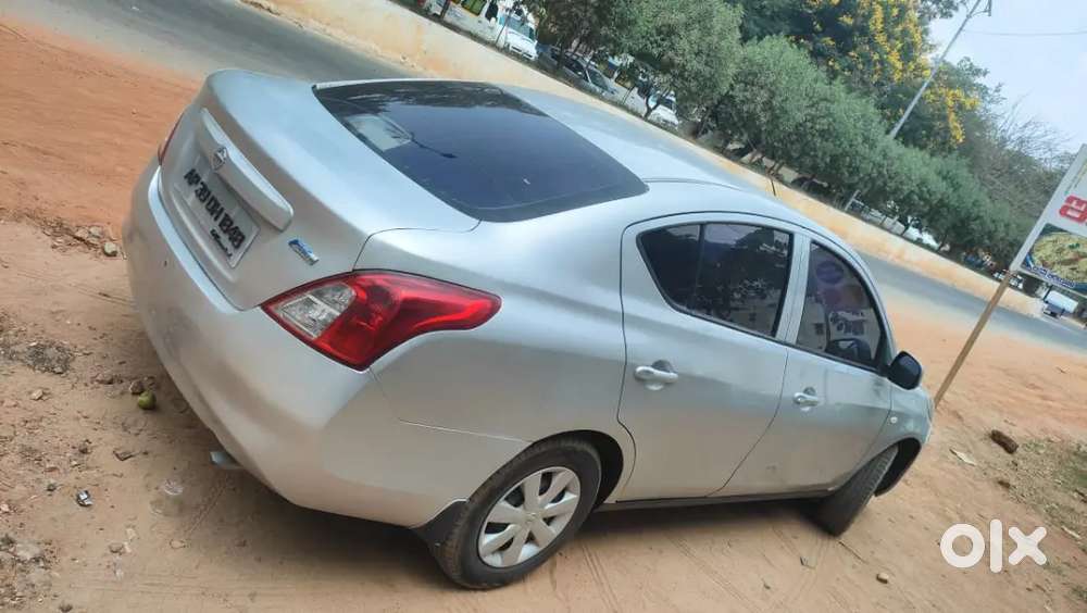 Nissan Sunny 2014 Diesel 195000 Km Driven