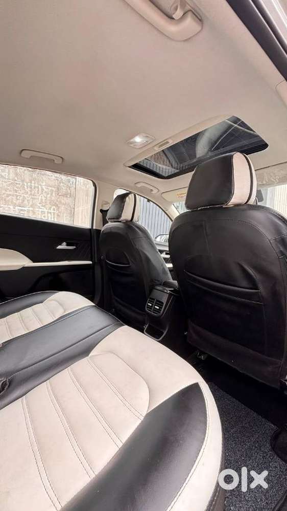 Hyundai Verna, 2023, Petrol