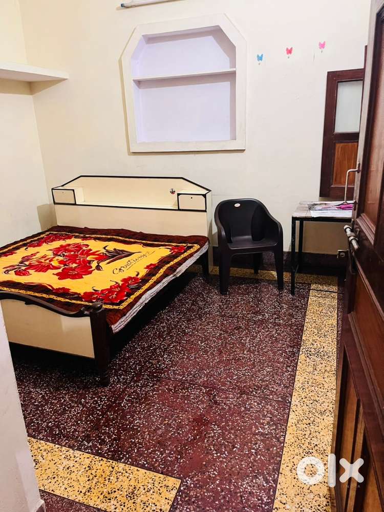 Room for rent semifurnished room for rent