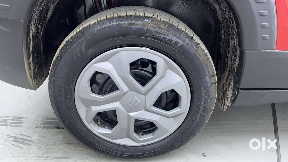 Maruti Suzuki Brezza Vxi At, 2025, Petrol