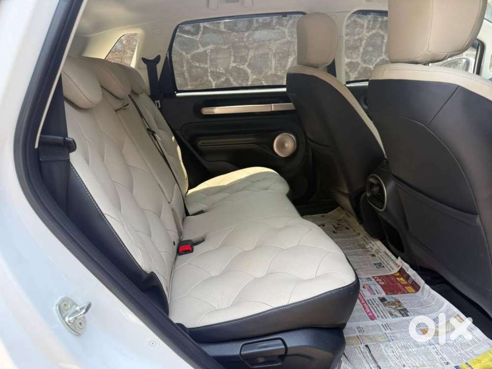 Mg Windsor Ev Essence, 2025, Electric