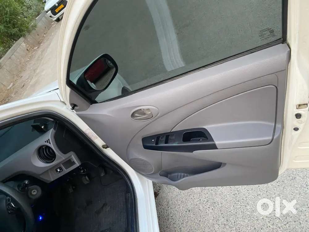 Toyota Etios 2011 Cng & Hybrids 64000 Km Driven