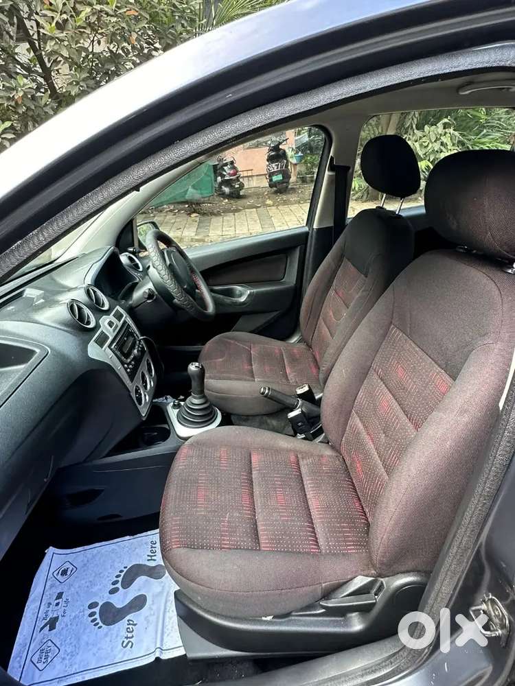 Ford Figo Petrol Manual 2010 Car