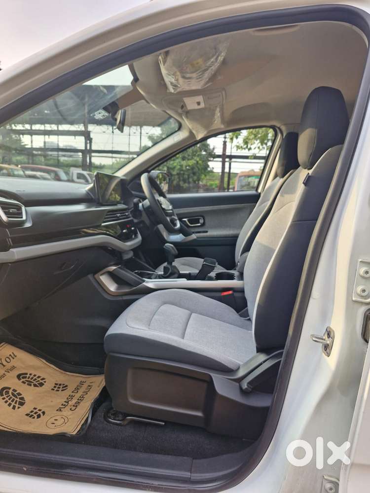 Tata Harrier Pure (o), 2025, Diesel