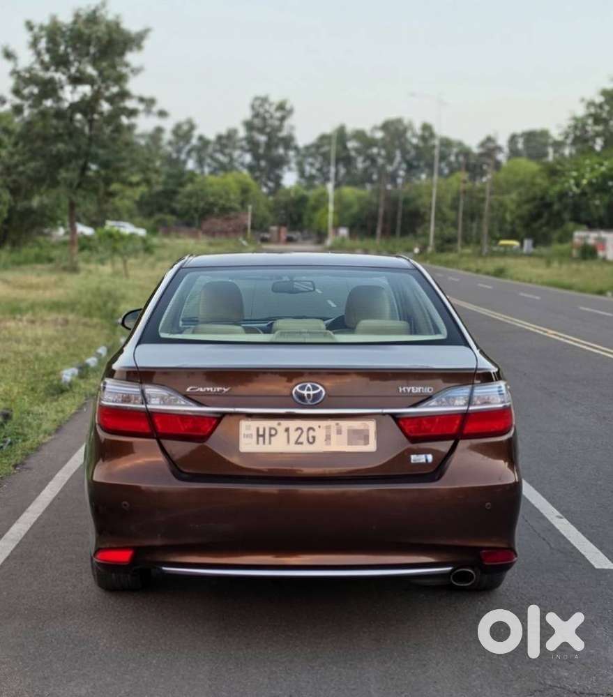 Toyota Camry Hybrid 2.5, 2015, Petrol
