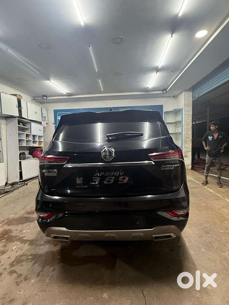 Mg Hector Plus Sharp 2022