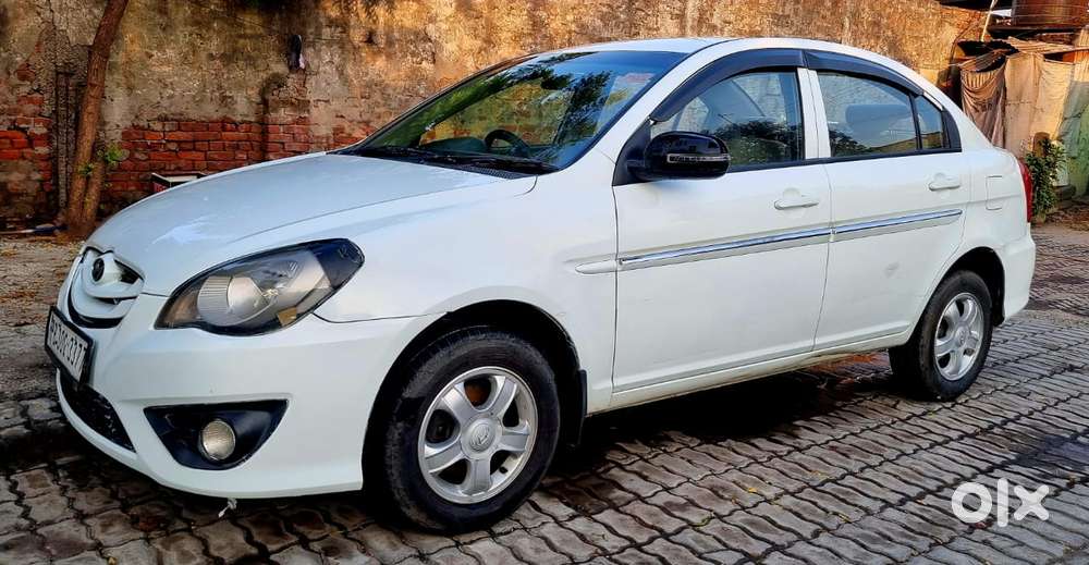 Hyundai New Verna, 2011