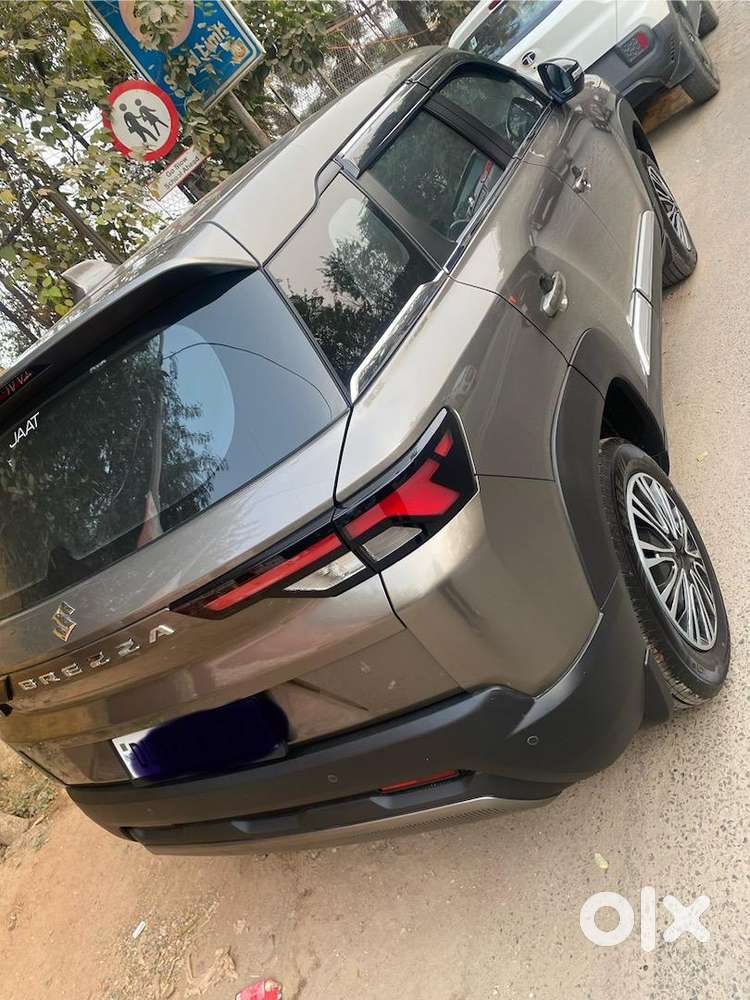 Maruti Suzuki Brezza 2025 Petrol 5600 Km Driven