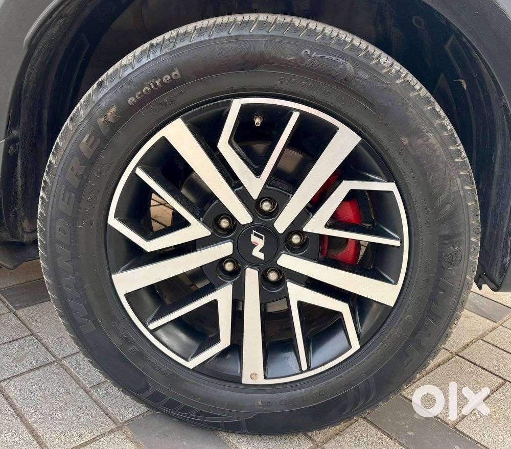 Hyundai Venue N Line 1.0 N8 Turbo Dct Dual Tone, 2023, Petrol