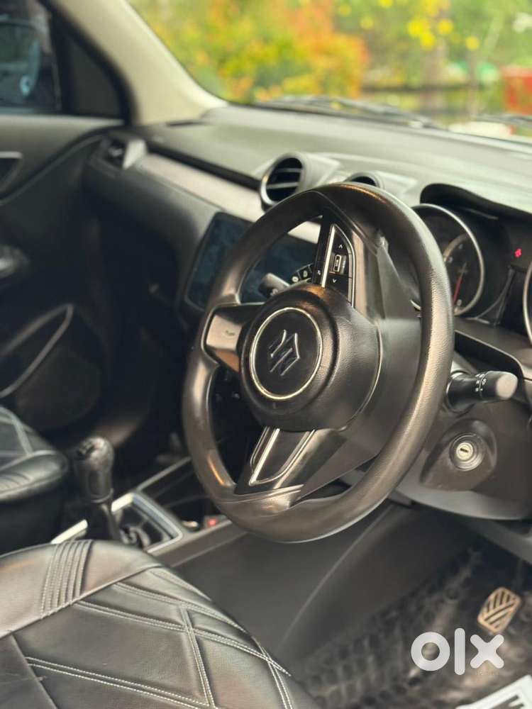 Maruti Suzuki Swift Vxi Optional, 2021, Petrol