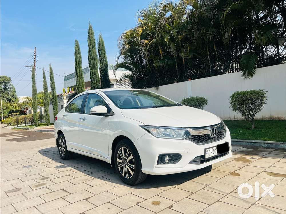 Honda City V Mt Petrol 2018  1st Owner  62000 Drivenwell Maintained
