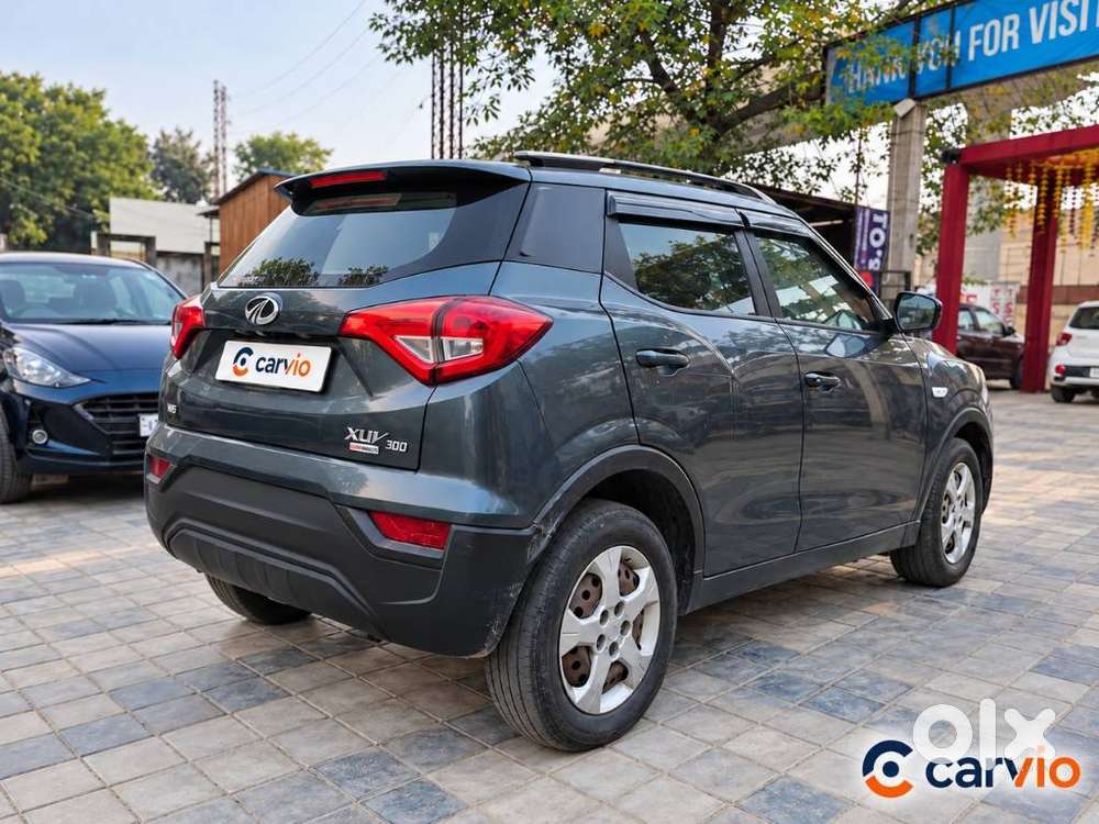 Mahindra Xuv300 W6 Amt Diesel, 2021