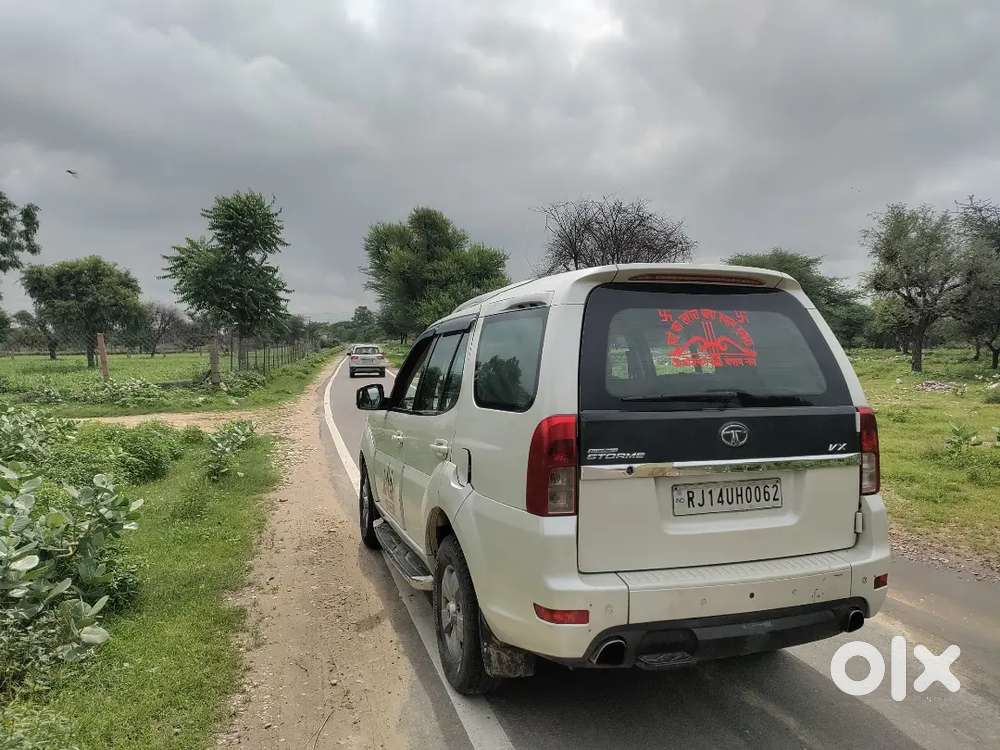 Tata Safari Storme Vx 2015