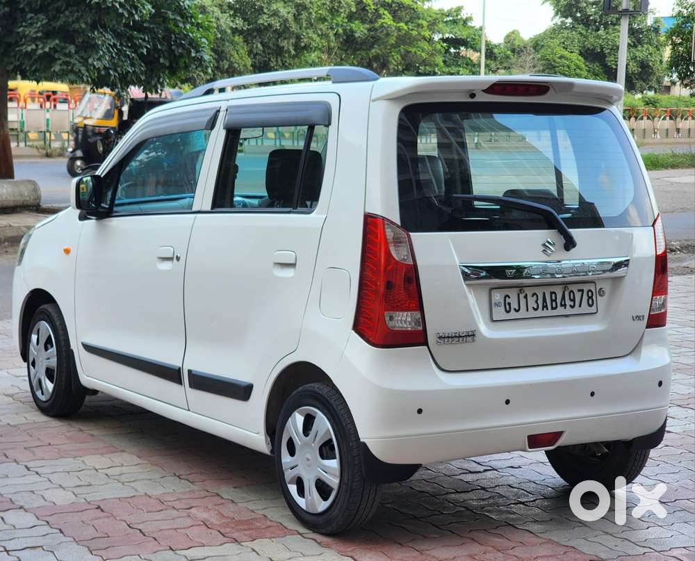 Maruti Suzuki Wagon R Vxi 1.0, 2016, Cng & Hybrids