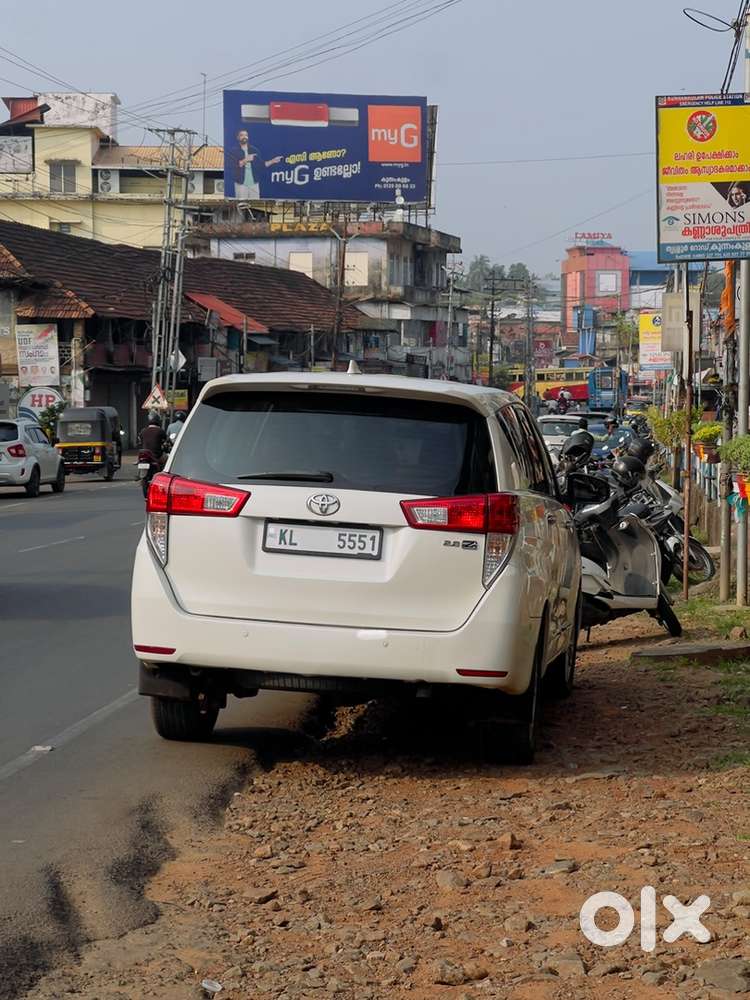 Toyota Innova Crysta 2018/6 2.8 Z At Diesel 105000 Km Driven