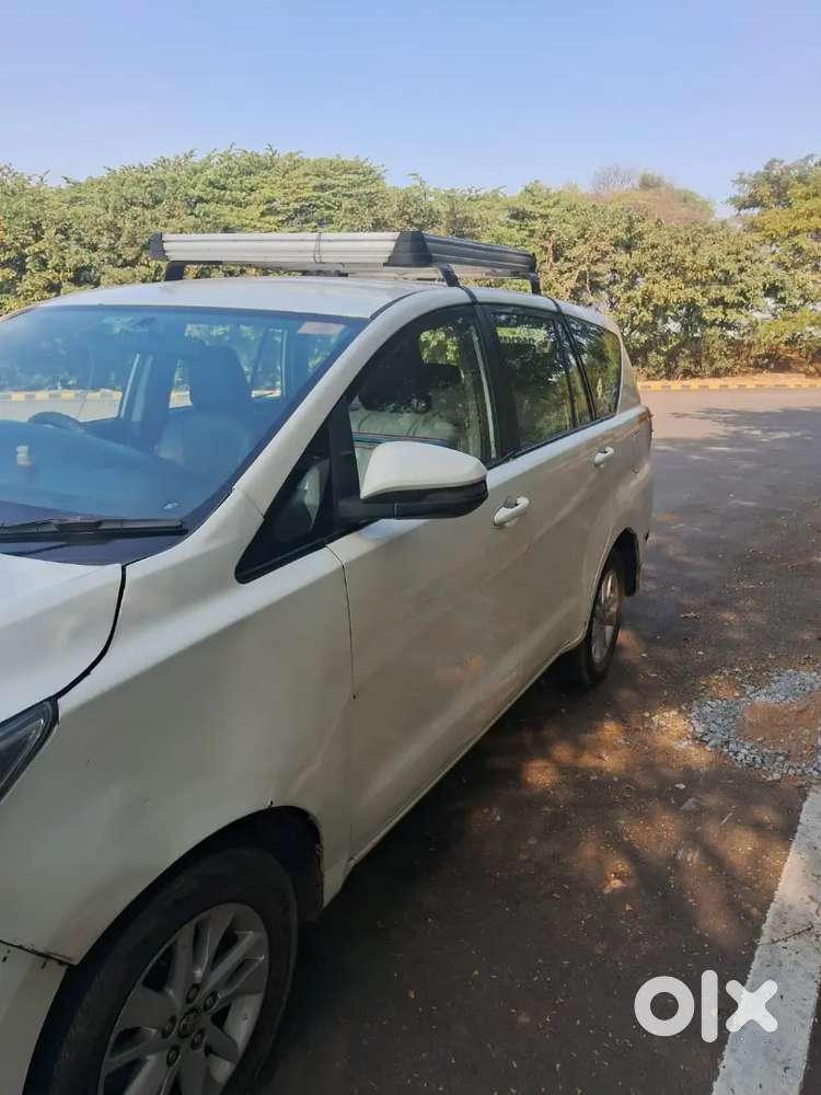 Toyota Innova Crysta 2017