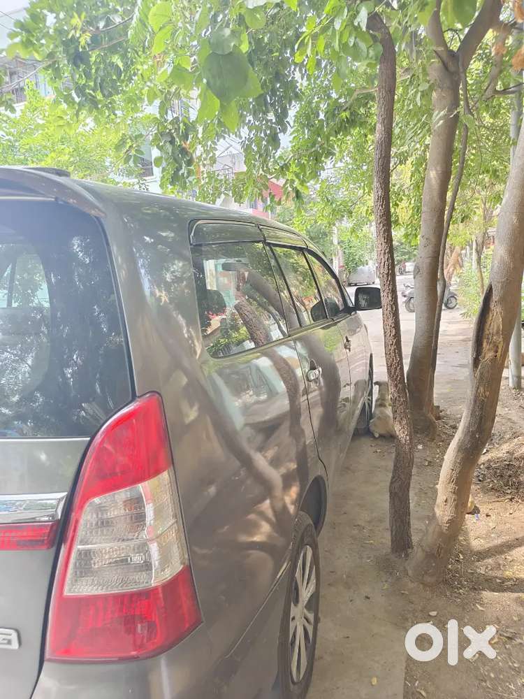 Toyota Innova 2011 Diesel Well Maintained