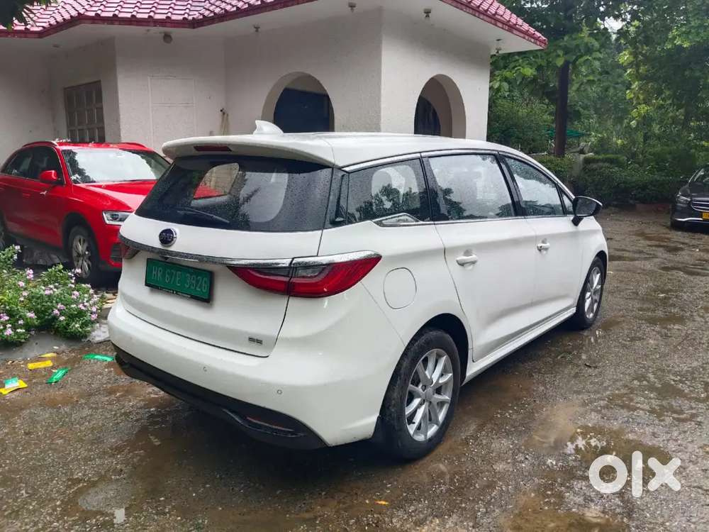 Byd E6 Electric 2023 Drive
