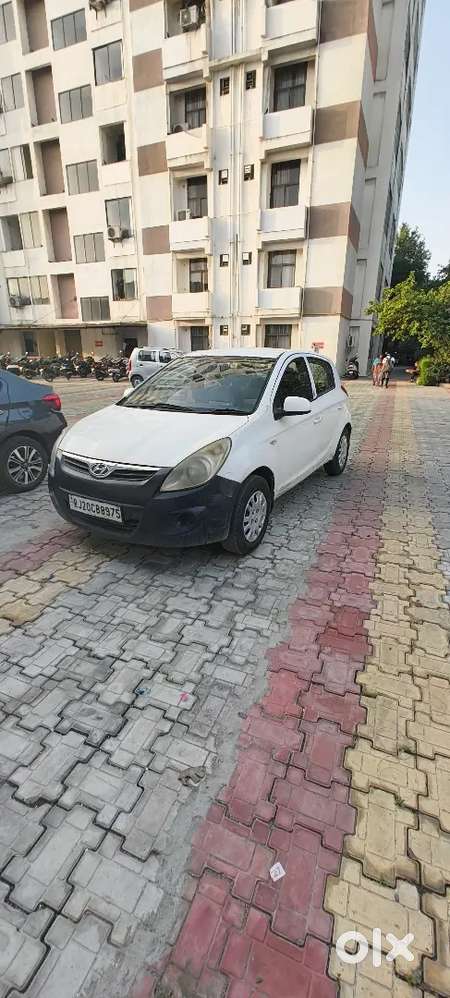 Hyundai I20 2011-cng