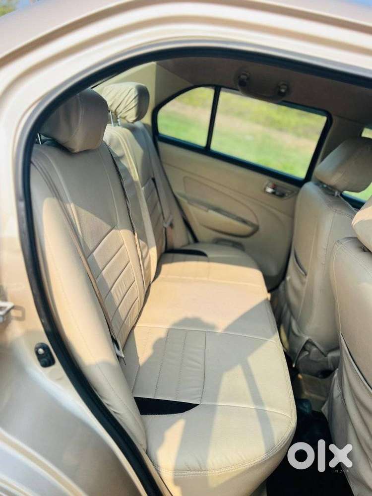 Maruti Suzuki Swift Dzire 1.2 Vxi Bsiv, 2013, Petrol