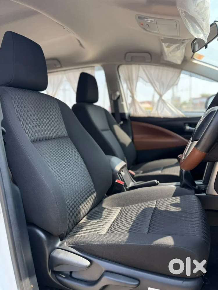 Toyota Innova Crysta, 2025, Diesel