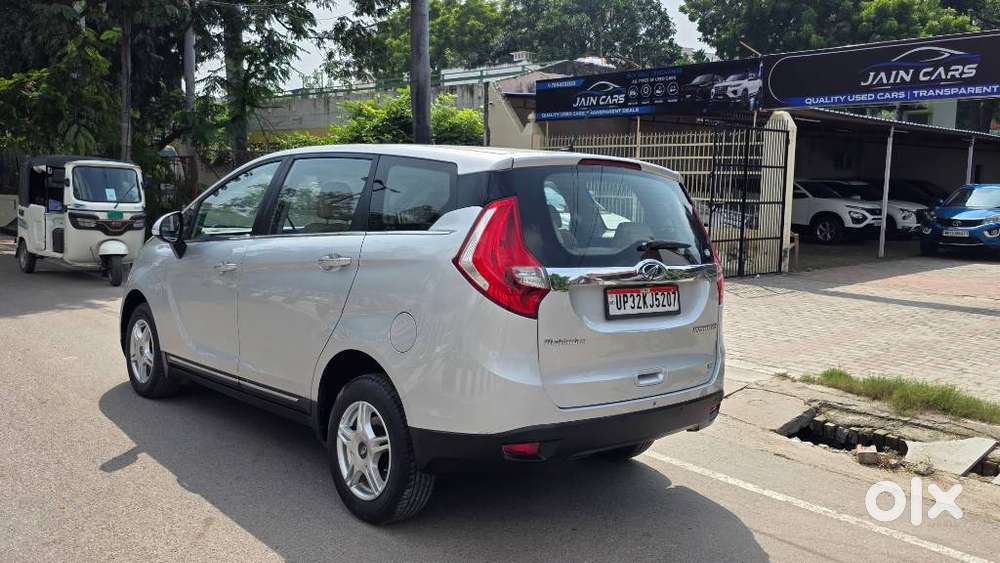 Mahindra Marazzo M6, 2019, Diesel
