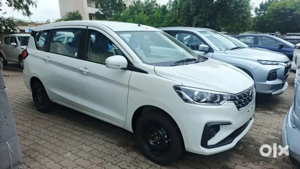Maruti Suzuki Ertiga 2026 Petrol 400 Km Driven