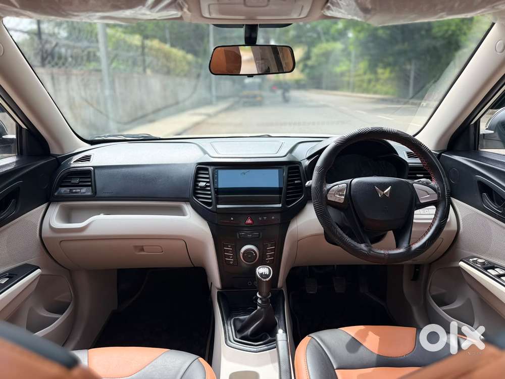 Mahindra Xuv300 W6, 2024, Petrol