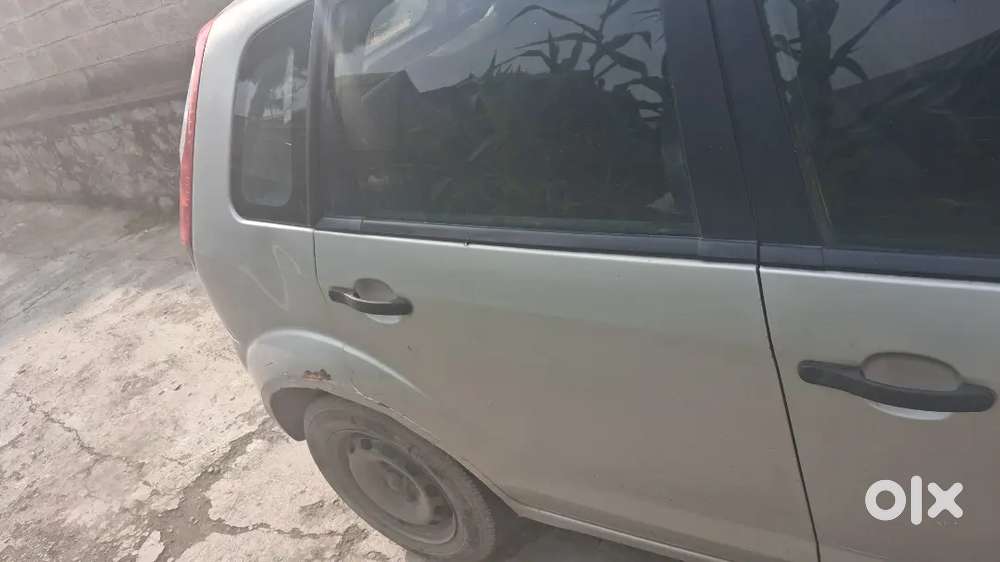 Ford Figo 2012 Petrol Manual