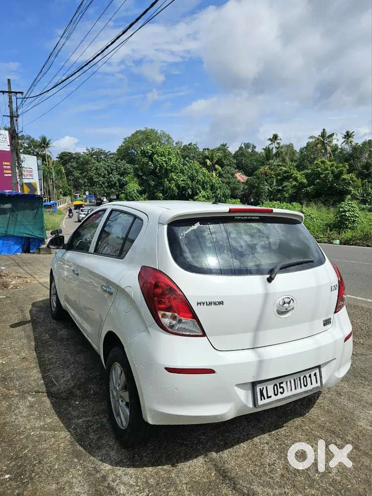 2013 August Hyundai I20 Asta – New Shape  Full Option