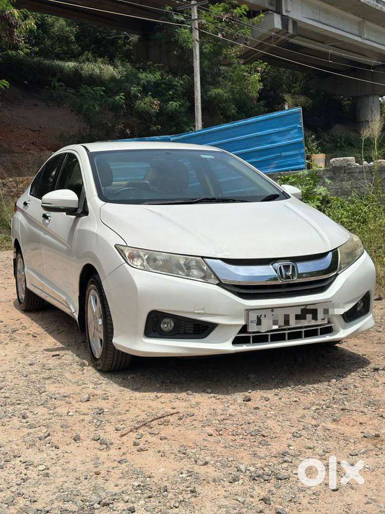 Honda City V Mt, 2014, Petrol