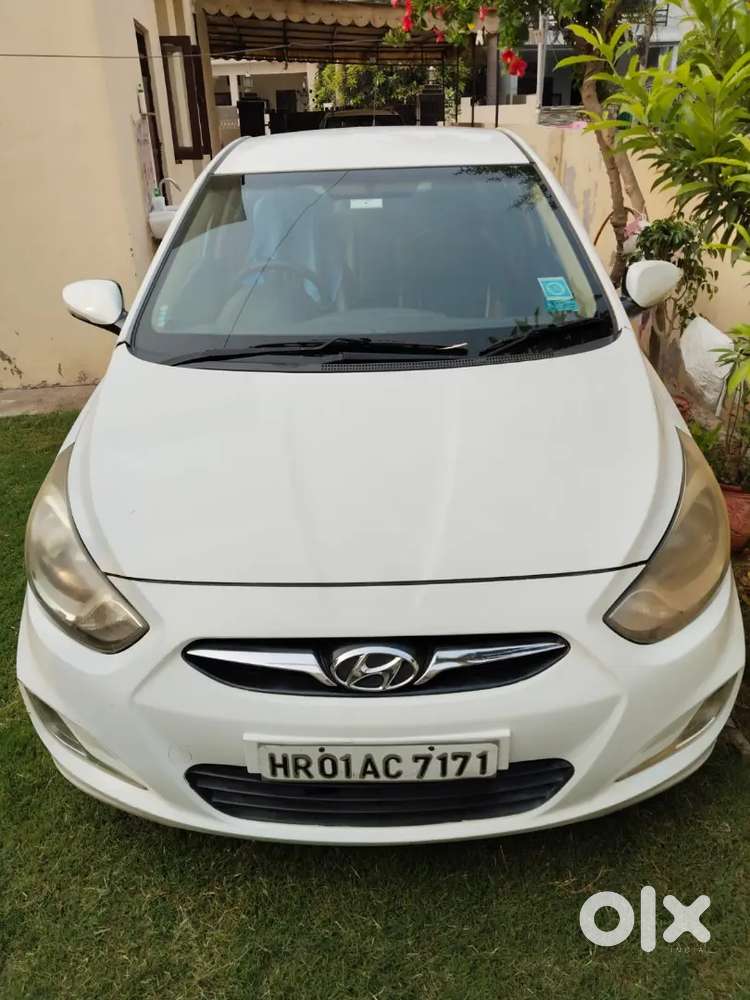 Hyundai Verna Crdi 2011