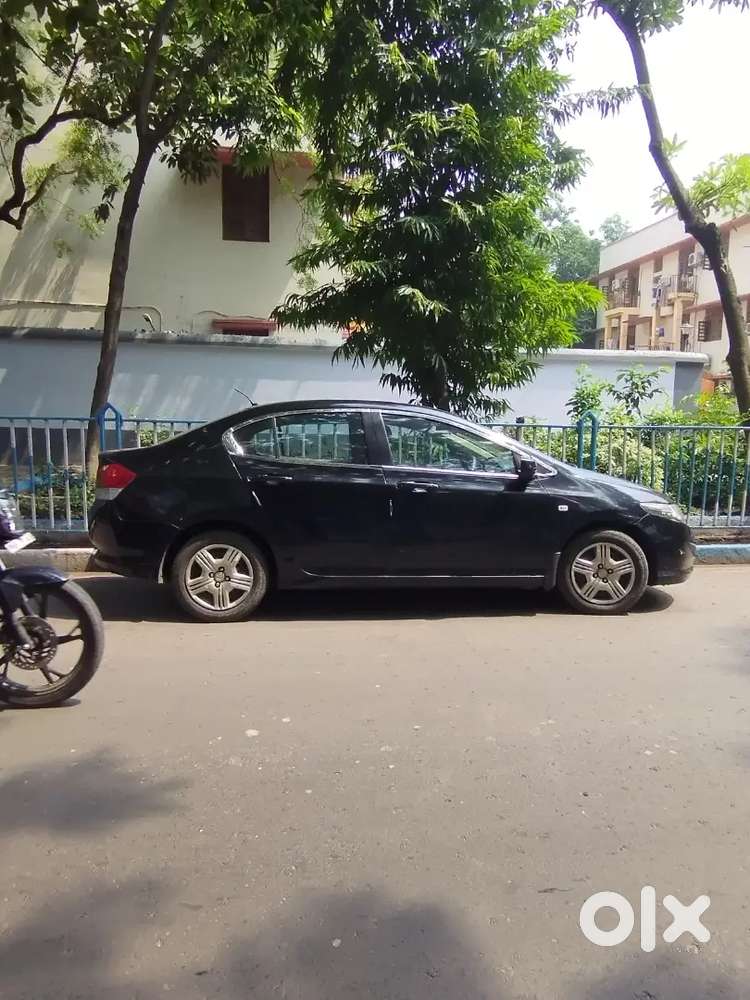 New Condition Car.