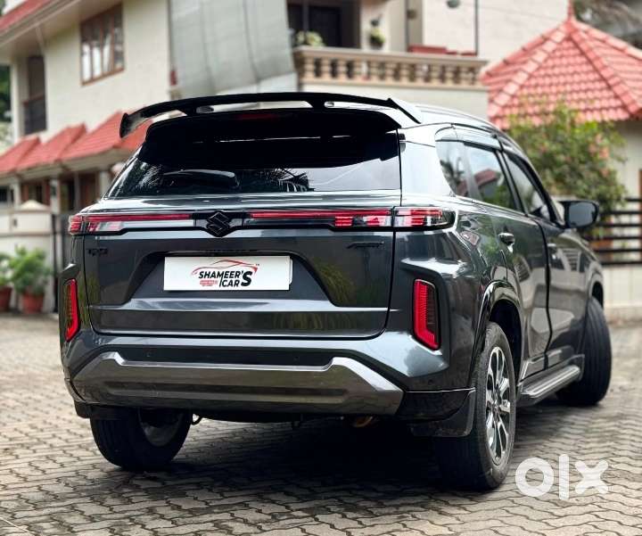 Maruti Suzuki Grand Vitara 1.5 Alpha Smart Hybrid At, 2023, Petrol