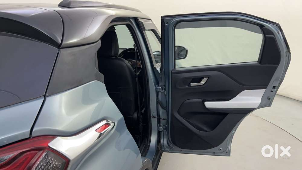 Tata Punch 1.2 Revotron Creative Amt Dual Tone, 2023, Petrol