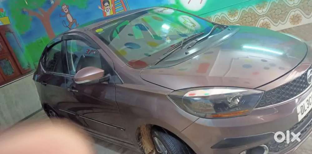 Tata Tigor 2017 Model,dl No Mint Condition Petrol Cng  75000 Km Driven