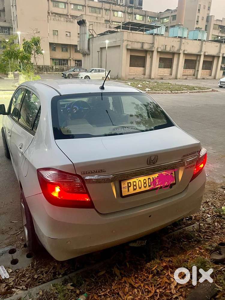 Honda Amaze 2017 Petrol Well Maintained Automatic
