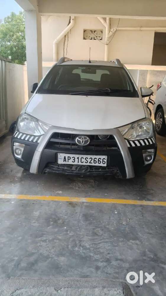 Toyota Etios Cross 2014 Diesel 145000 Km Driven
